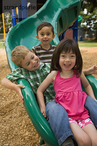 rutschen  Spielplatz