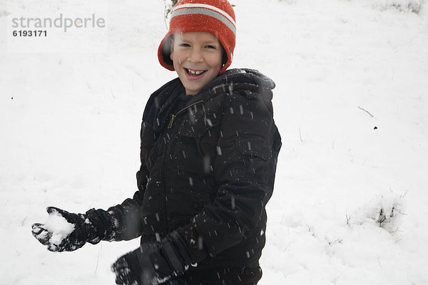 werfen  Junge - Person  Hispanier  Schneeball