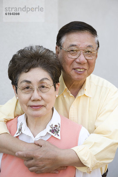 Senior  Senioren  umarmen  chinesisch