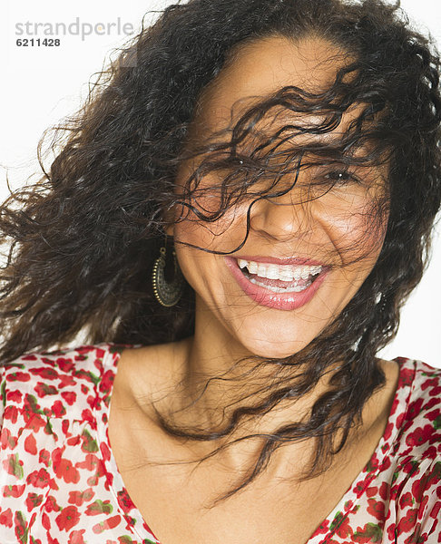 Lächelnd Hispanic woman