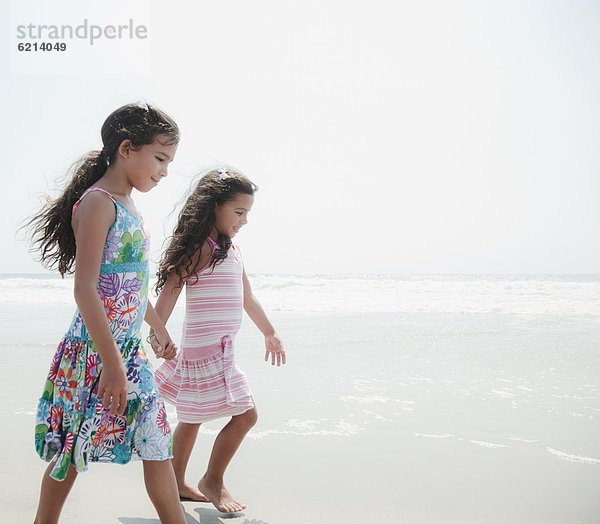 gehen  Strand  Schwester  Hispanier