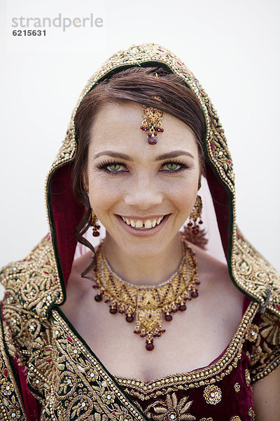 Europäer  Frau  Hochzeit  Tradition  Kleidung  Indianer