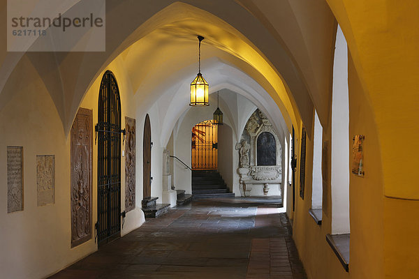 Kreuzgang  Franziskanerkirche  Graz  Steiermark  Österreich  Europa