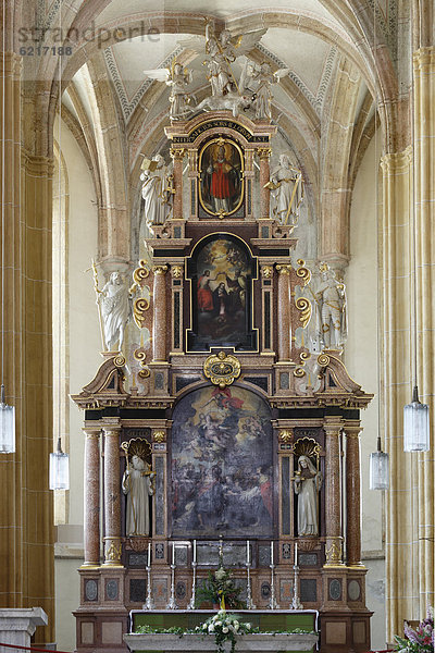 Hauptaltar in Stiftskirche  Benediktinerstift St. Lambrecht  Steiermark  Österreich  Europa