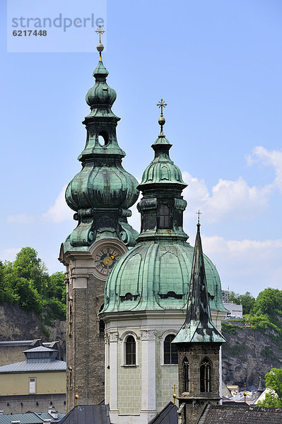 Türme der Stiftskirche Sankt Peter  St. Peter-Bezirk 1  Salzburg  Bundesland Salzburg  Österreich  Europa