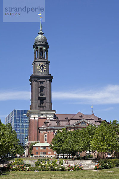 Michel  Hauptkirche Sankt Michaelis  Hamburg  Deutschland  Europa  ÖffentlicherGrund
