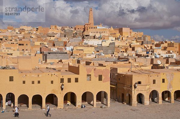 Nordafrika  über  Stadt  Ansicht  UNESCO-Welterbe  Afrika  Algerien  Ghardaia
