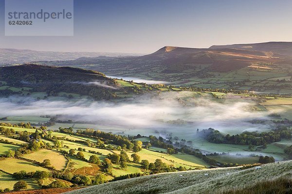 rollen  Europa  Ländliches Motiv  ländliche Motive  Großbritannien  Tal  Brecon Beacons National Park  Powys  Wales