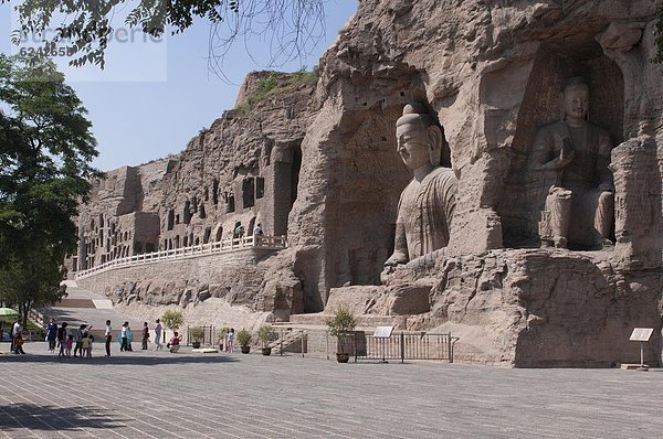 nahe  Großstadt  fünfstöckig  Buddhismus  Buddha  China  Höhle  UNESCO-Welterbe  antik  Asien  Shanxi