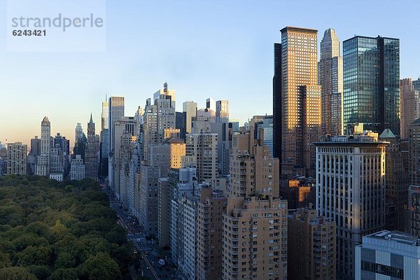 Vereinigte Staaten von Amerika  USA  New York City  Gebäude  Nordamerika  Wohngebiet  vorwärts  Manhattan
