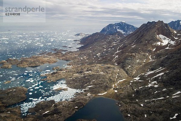 nahe  Wasser  Berg  Ansicht  Kulusuk  Luftbild  Fernsehantenne  Grönland
