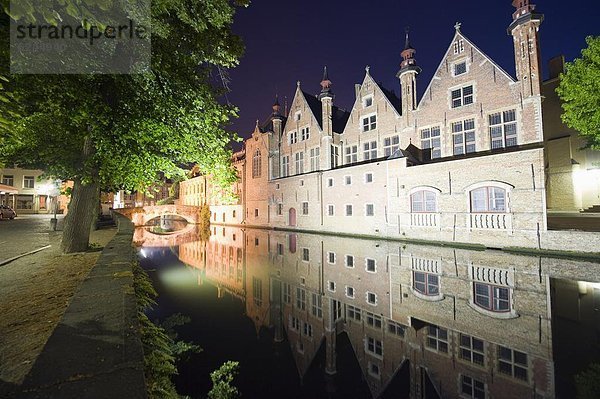 beleuchtet Nacht Gebäude Spiegelung UNESCO-Welterbe