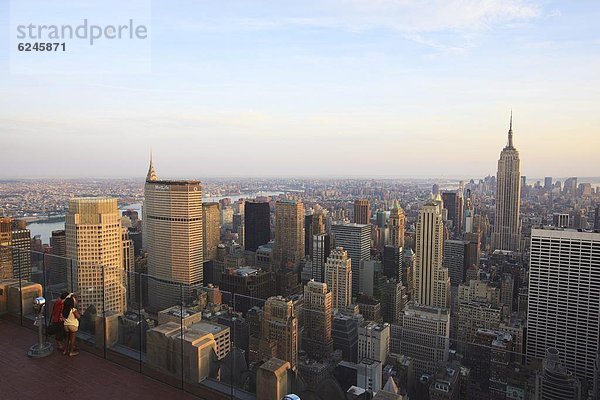 Vereinigte Staaten von Amerika  USA  Einkaufszentrum  New York City  Gebäude  hoch  oben  Nordamerika  Ansicht  Manhattan