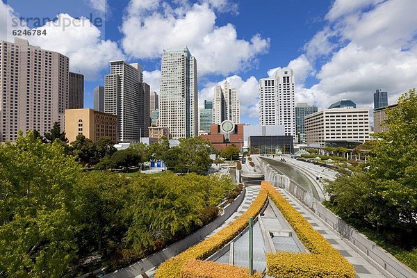 Vereinigte Staaten von Amerika  USA  Finanzen  Schatten  Kunst  Museum  Nordamerika  Kalifornien  Ortsteil  modern  San Francisco