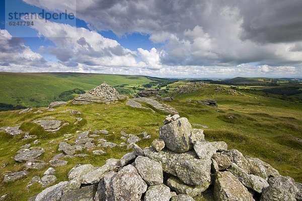 Europa  Berggipfel  Gipfel  Spitze  Spitzen  Stein  Großbritannien  Cairns  Devon  England