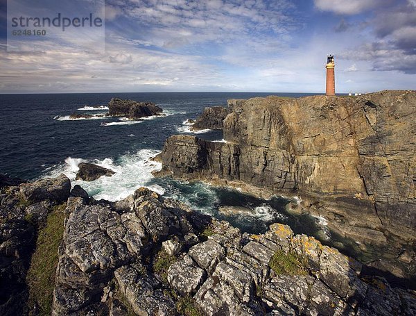 Gesäß  Po  Europa  Großbritannien  Steilküste  Leuchtturm  Schottland