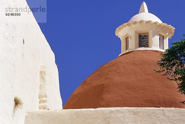 Kuppel  Europa  Kirche  Balearen  Balearische Inseln  Christ  Kuppelgewölbe  Ibiza  Spanien