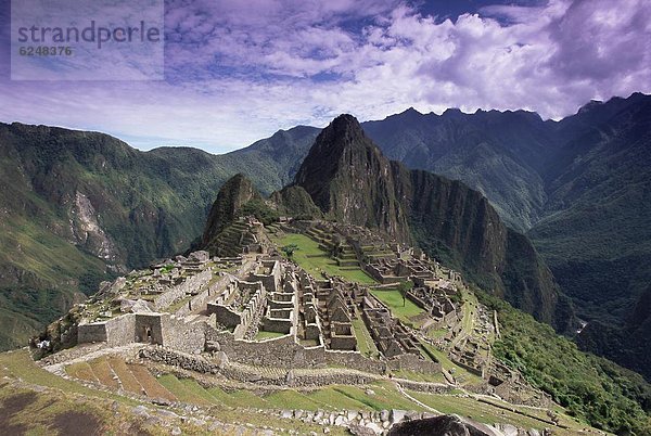 Ruinen der Inkastadt im Morgenlicht  Machu Picchu  UNESCO Weltkulturerbe  Urubamba Provinz  Peru  Südamerika