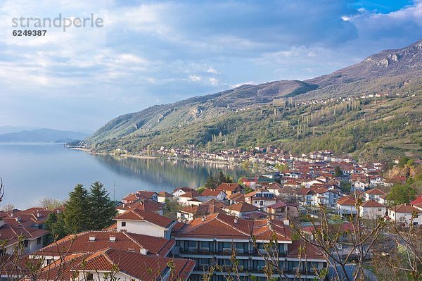 Europa  über  klein  See  Dorf  Ansicht  Mazedonien
