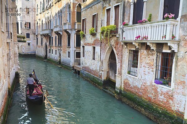 Europa  Gondel  Gondola  UNESCO-Welterbe  Venetien  Italien  Venedig