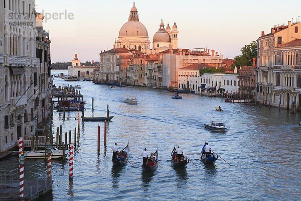Europa  Kirche  Ansicht  zuprosten  anstoßen  Gewölbe  UNESCO-Welterbe  Venetien  Italien  Venedig