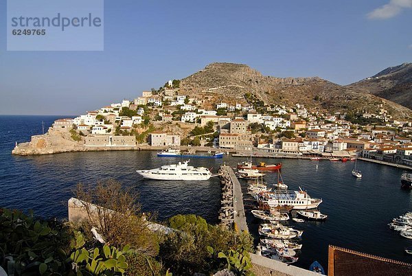 Fischereihafen  Fischerhafen  Europa  klein  Boot  Insel  Griechenland  Griechische Inseln  Hydra
