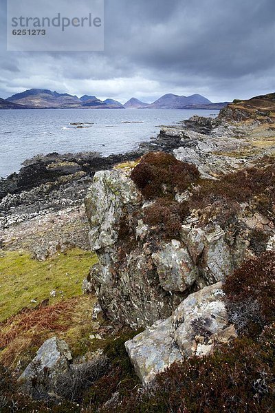 Europa  Berg  Großbritannien  Ansicht  Gas  Isle of Skye  Schottland