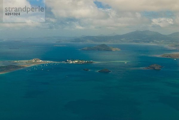 Ehrfurcht  Insel  Ansicht  Luftbild  Fernsehantenne  Afrika  Indischer Ozean  Indik
