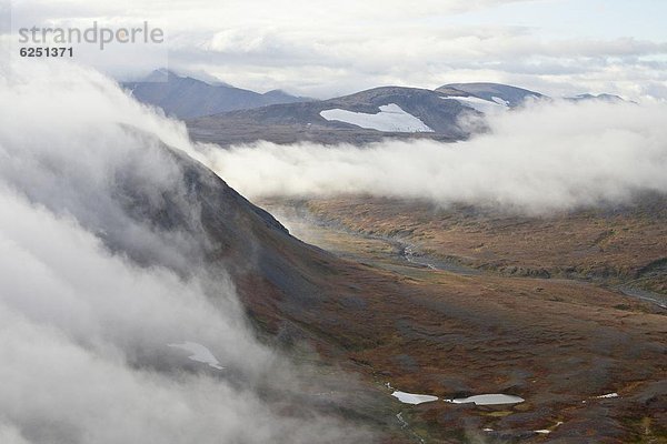 Vereinigte Staaten von Amerika  USA  Berg  Wolke  Nordamerika  Alaska  Tundra