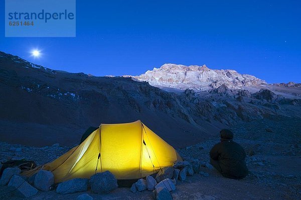 beleuchtet  camping  Zelt  Stadtplatz  Argentinien  Südamerika