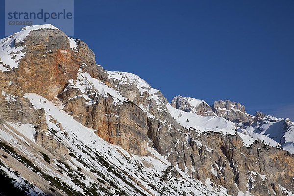 Skitouren Sie in den Dolomiten  Cortina d ' Ampezzo  Belluno  Italien  Europa