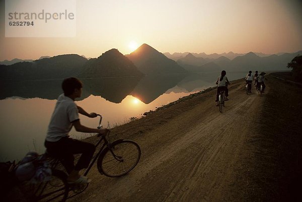 Fahrradfahrer  Südostasien  Vietnam  Asien