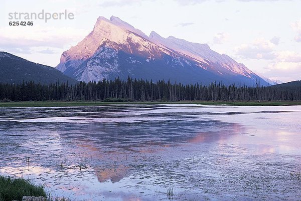 See  Nordamerika  Ansicht  Berg  Banff Nationalpark  UNESCO-Welterbe  Alberta  Kanada