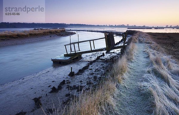 Mündung  Gewässer  Europa  Morgen  Großbritannien  England  gefroren  März  Suffolk