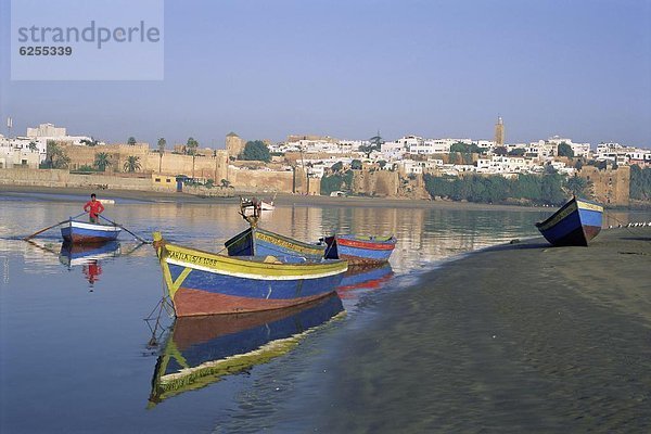 Nordafrika  Rabat  Hauptstadt  Skyline  Skylines  Großstadt  Boot  Hintergrund  verkaufen  Afrika  Marokko  Rabat