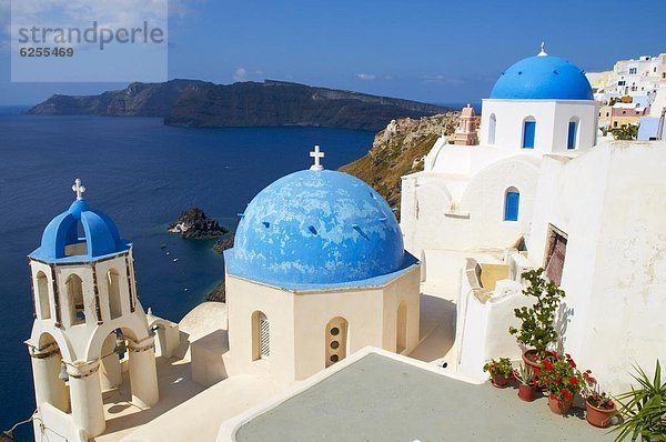 Kuppel Europa weiß blau Santorin Kapelle Kykladen Kuppelgewölbe Griechenland Griechische Inseln Oia Ia