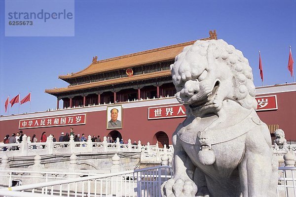 Platz des Himmlischen Friedens  Tiananmen-Platz  Peking  Hauptstadt  China  Asien