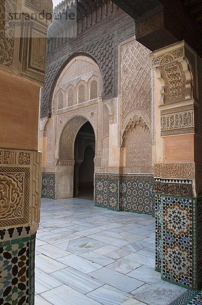 Nordafrika  Schule  Big Ben  UNESCO-Welterbe  Marrakesch  Afrika  Marokko