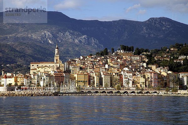 Frankreich Europa Meer Ansicht Provence - Alpes-Cote d Azur Cote d Azur Alpes maritimes Menton