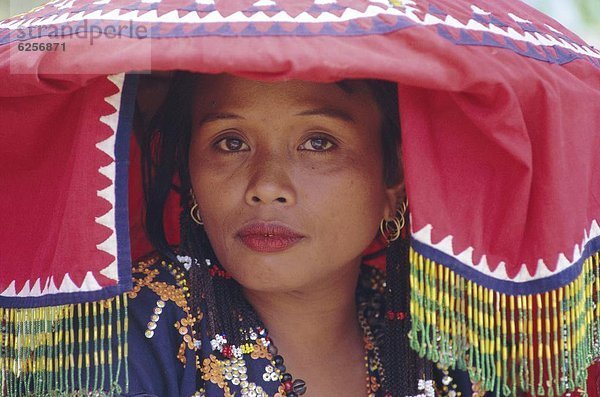 Portrait  Frau  Tradition  Philippinen  Südostasien  Asien  Kleid  Volksstamm  Stamm