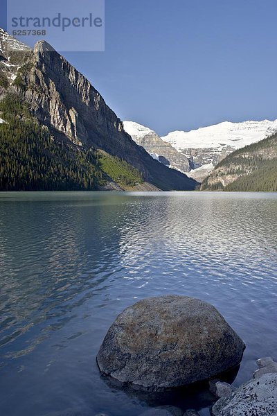 Lake Louise  Banff Nationalpark  UNESCO Weltkulturerbe  Rocky Mountains  Alberta  Kanada  Nordamerika