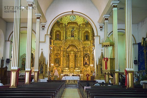 Panama City  Hauptstadt  Kirche  Mittelamerika  Gold  UNESCO-Welterbe  Altar  Panama