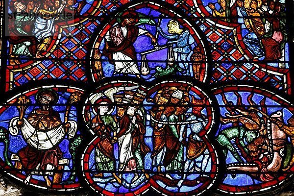 Frankreich  Europa  Glas  Schmutzfleck  Kathedrale  Bourges  Gerichtsurteil