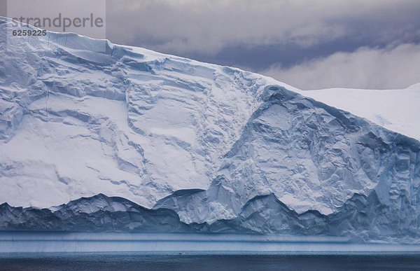 Eisberg  übergroß  Antarktis  Halbinsel
