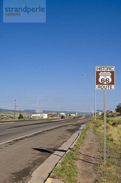 Vereinigte Staaten von Amerika  USA  Fernverkehrsstraße  Zeichen  Geschichte  Nordamerika  vorwärts  Richtung  New Mexico  Signal