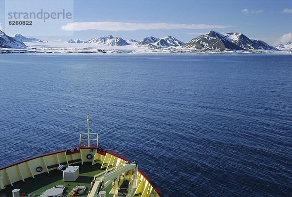 Europa  Tagesausflug  Schiff  Norwegen  Kopfball  Spitzbergen  Skandinavien  Svalbard