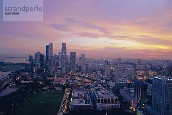Sonnenuntergang  über  Asien  Business  Ortsteil  Singapur