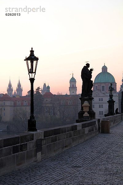 Prag  Hauptstadt  Europa  Tschechische Republik  Tschechien  Altstadt  UNESCO-Welterbe  Karlsbrücke