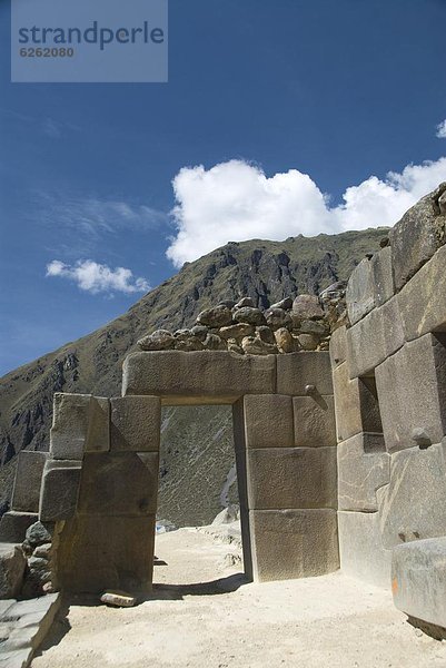 Stein  Eingang  Ruine  Inka  Ollantaytambo  Peru  Südamerika