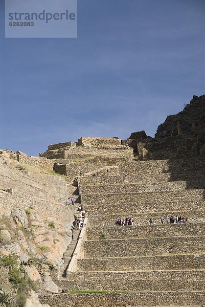 Stein  Tourist  Ruine  groß  großes  großer  große  großen  Veranda  Inka  Ollantaytambo  Peru  Südamerika